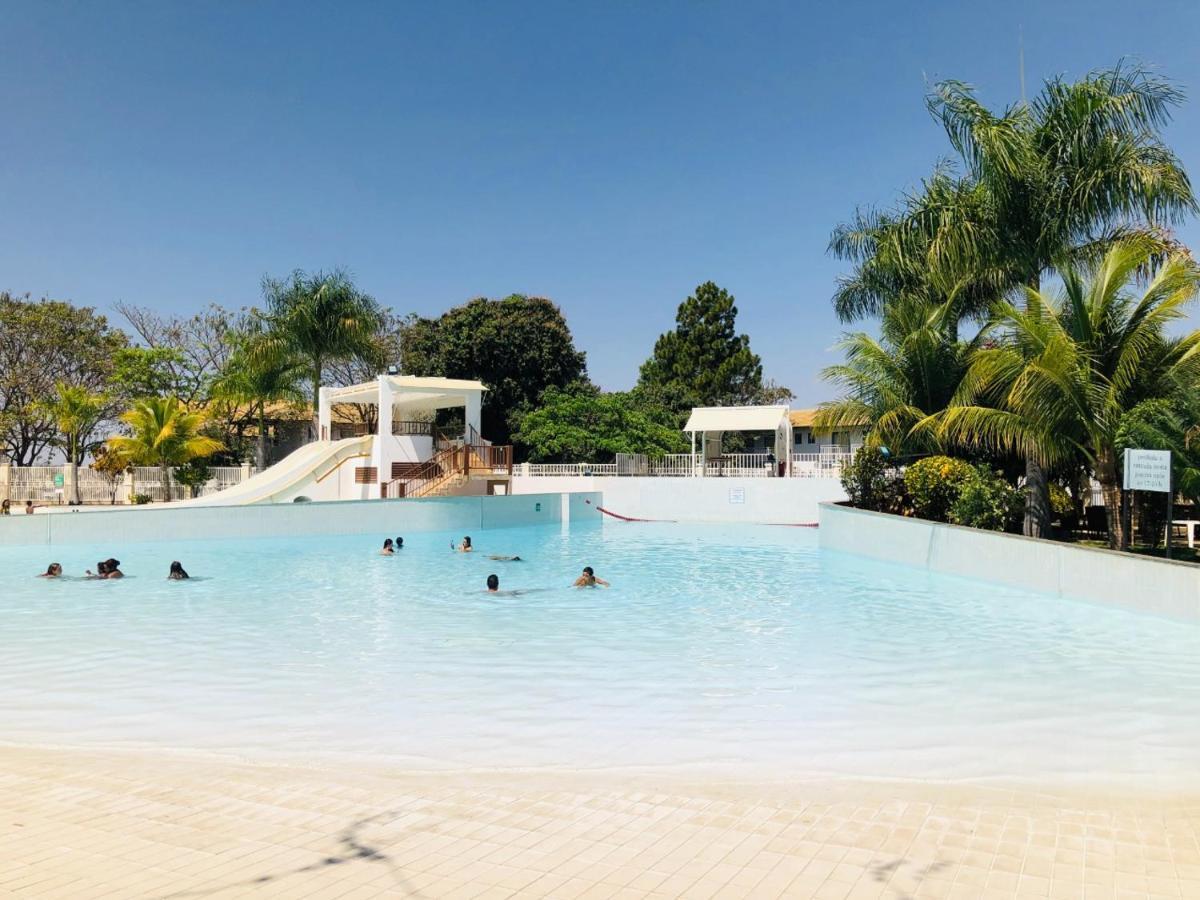 Lacqua Diroma V Apt Localizado Proximo A Portariaparque Aquatico Completo Nao Dispomos De Roupa De Cama E Banho Caldas Novas Buitenkant foto